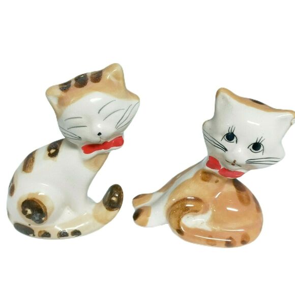 Vintage Whimsical Cat Figurines Tabby Calico Bow Tie Kitty Pair Ceramic Decor - Picture 9 of 11
